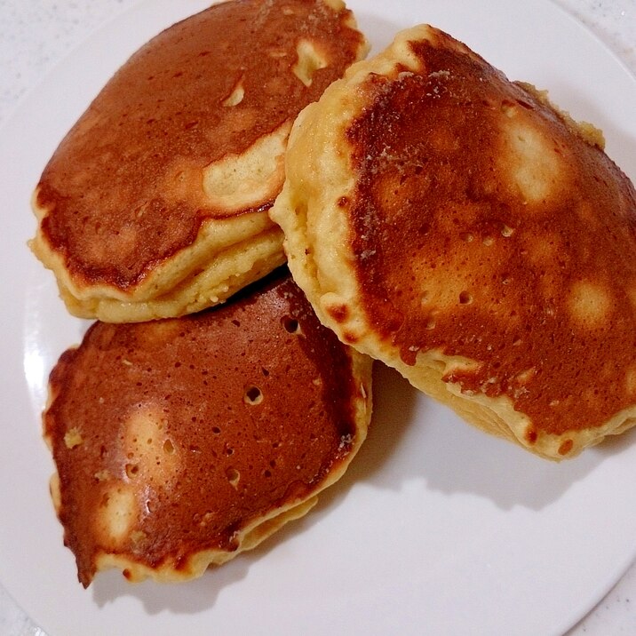 軽食ぴったりサイズの大豆粉パンケーキ